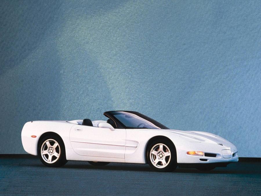  Chevrolet Corvette Convertible 1998 года  (фото 7 из 16)
